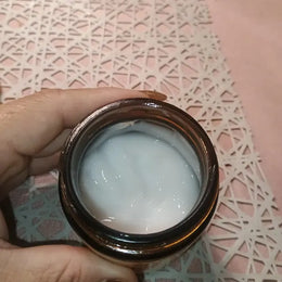 Foto de una compradora — Mariana T.